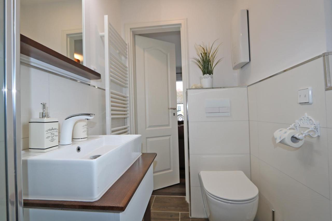 One-Bedroom House Nr 3