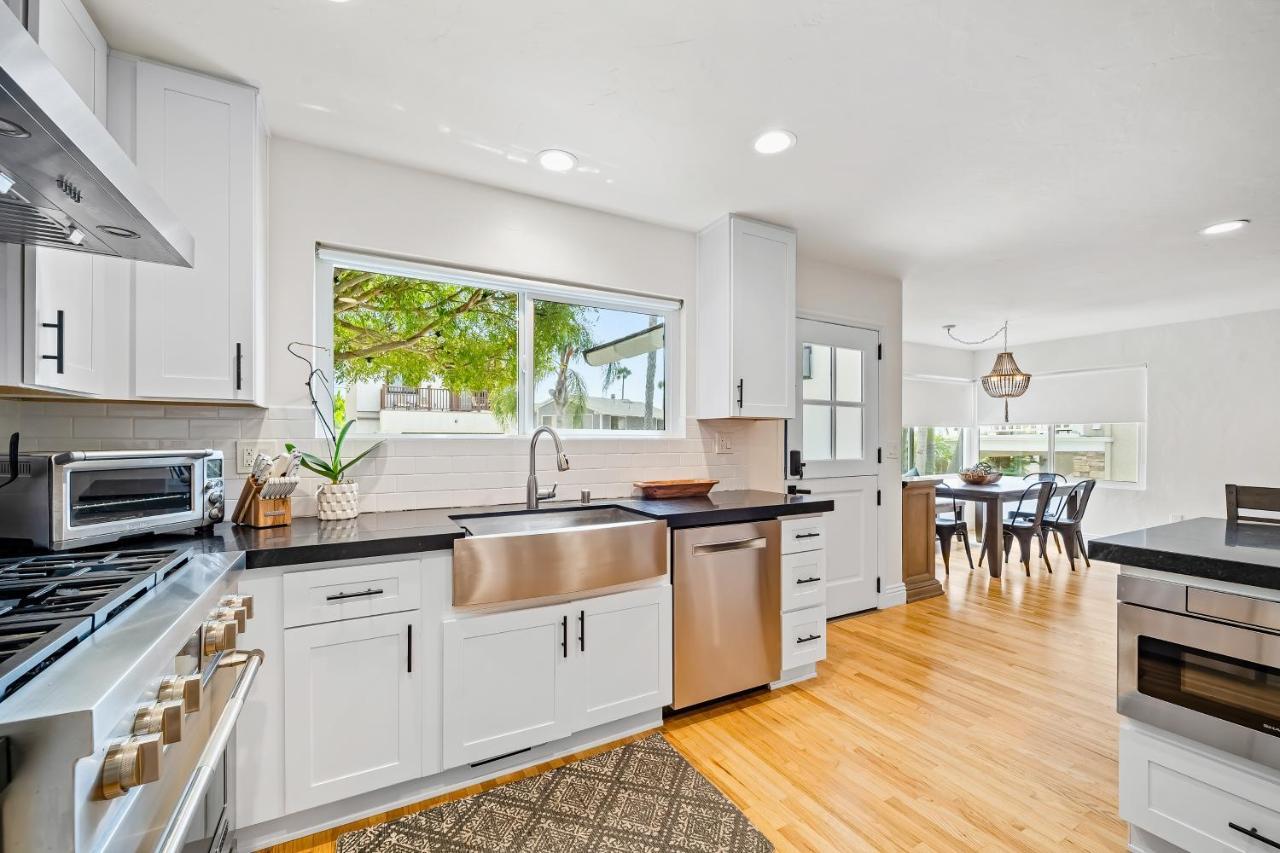 Three-Bedroom House,1286124511:JPEG