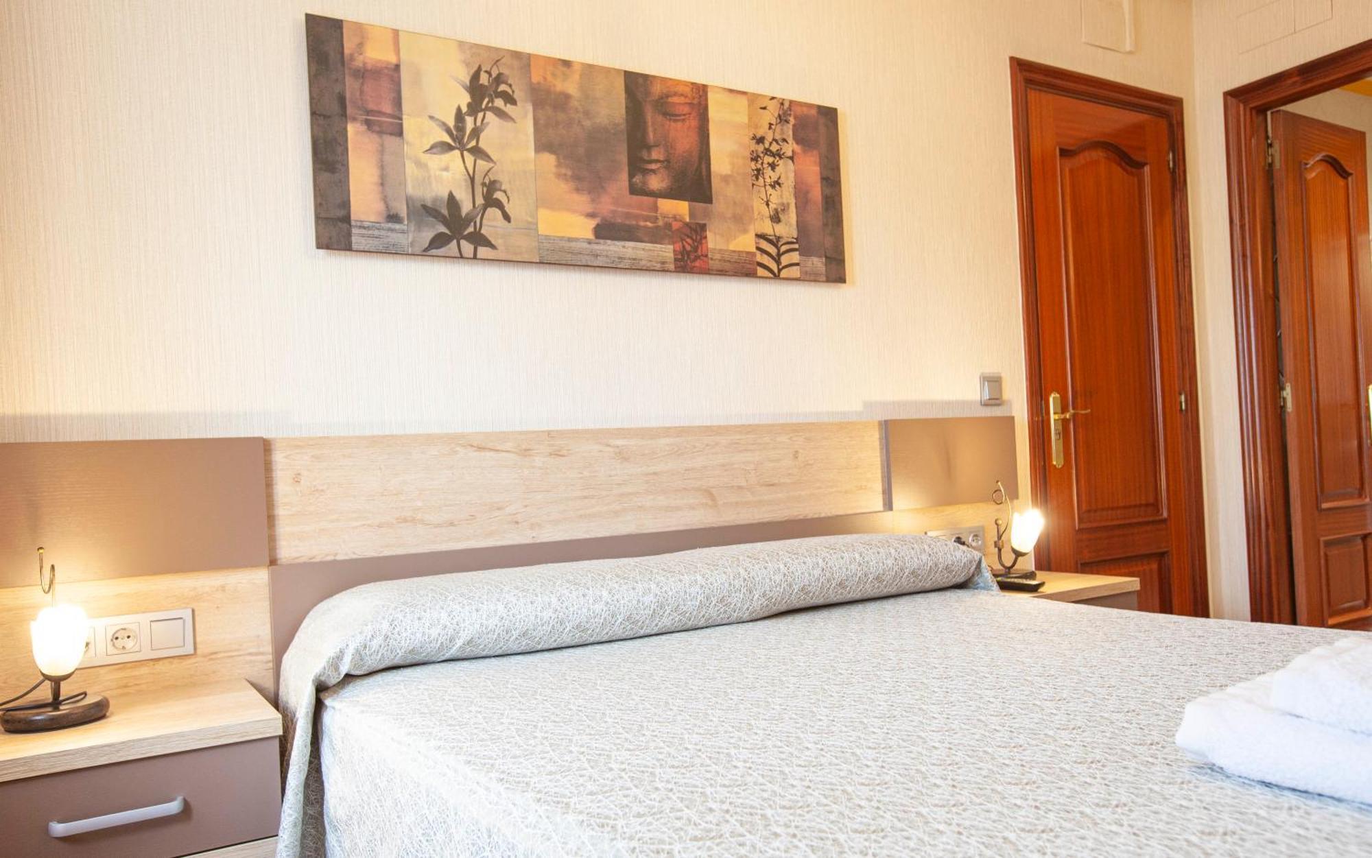 Double Room Private Bathroom