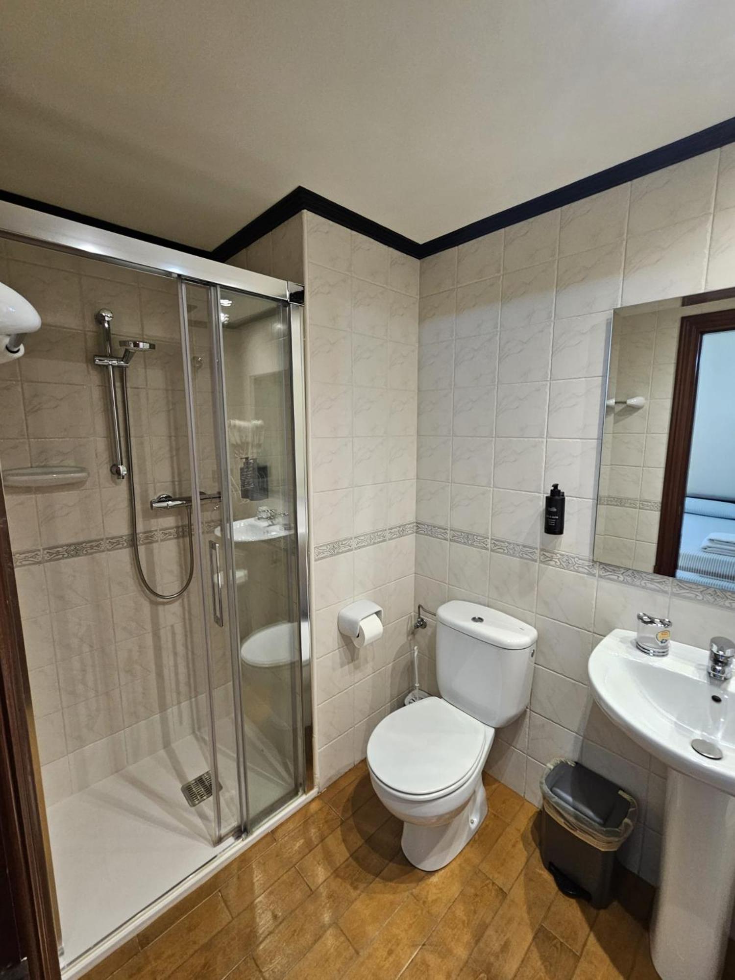 Triple Room Private Bathroom