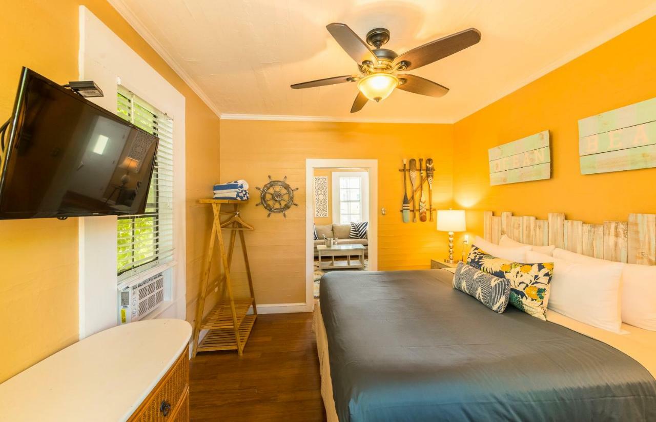 Deluxe One Bedroom Villa with Private Deck,846572651:JPEG