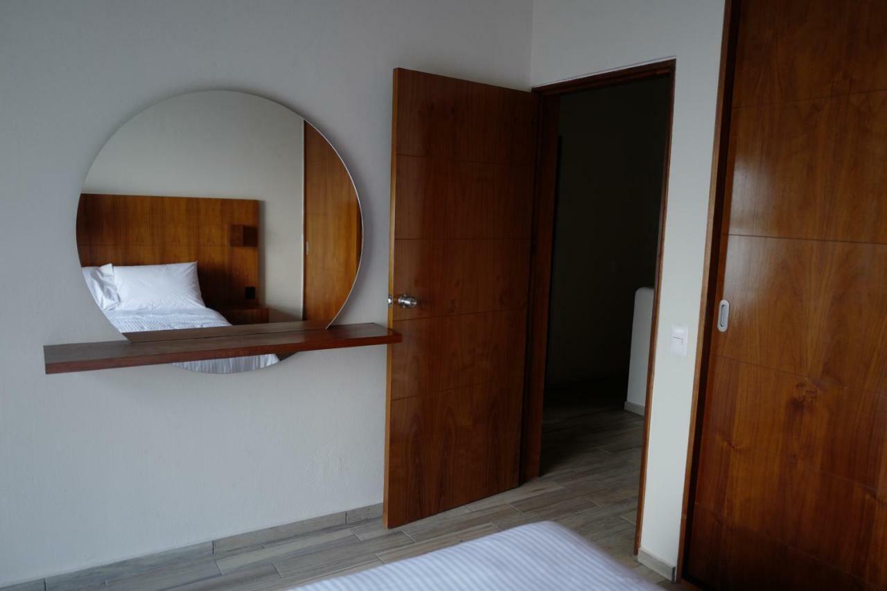 Three-Bedroom Townhouse,869404013:JPEG