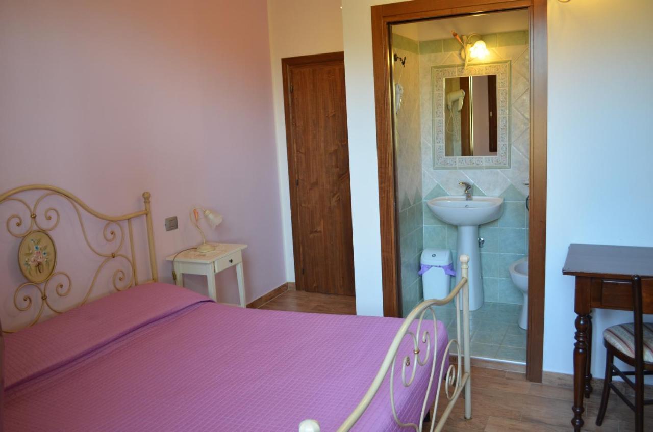 Double Room with Private Bathroom,974006104:JPEG