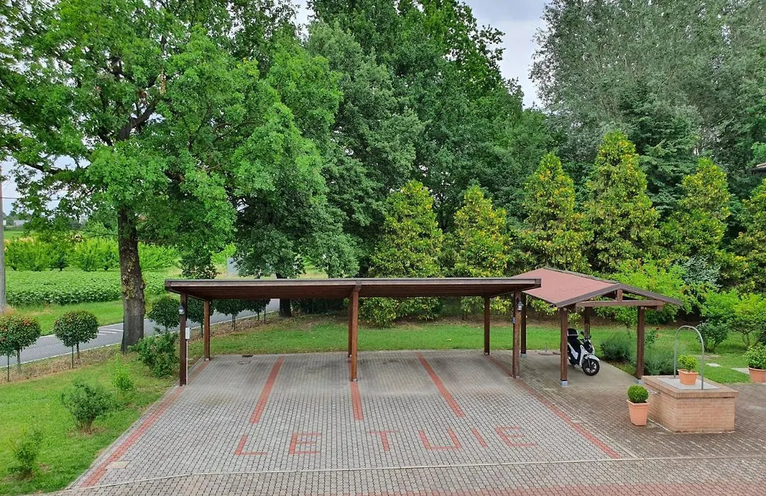 Le Tuie-1
