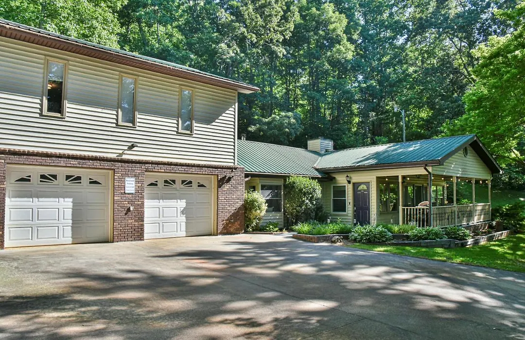 South Asheville Home With Hot Tub Just 11 Miles To Downtown-1
