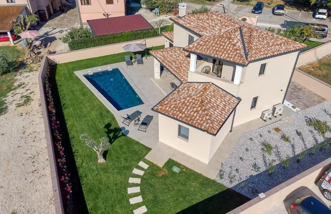 Villa Divina-1