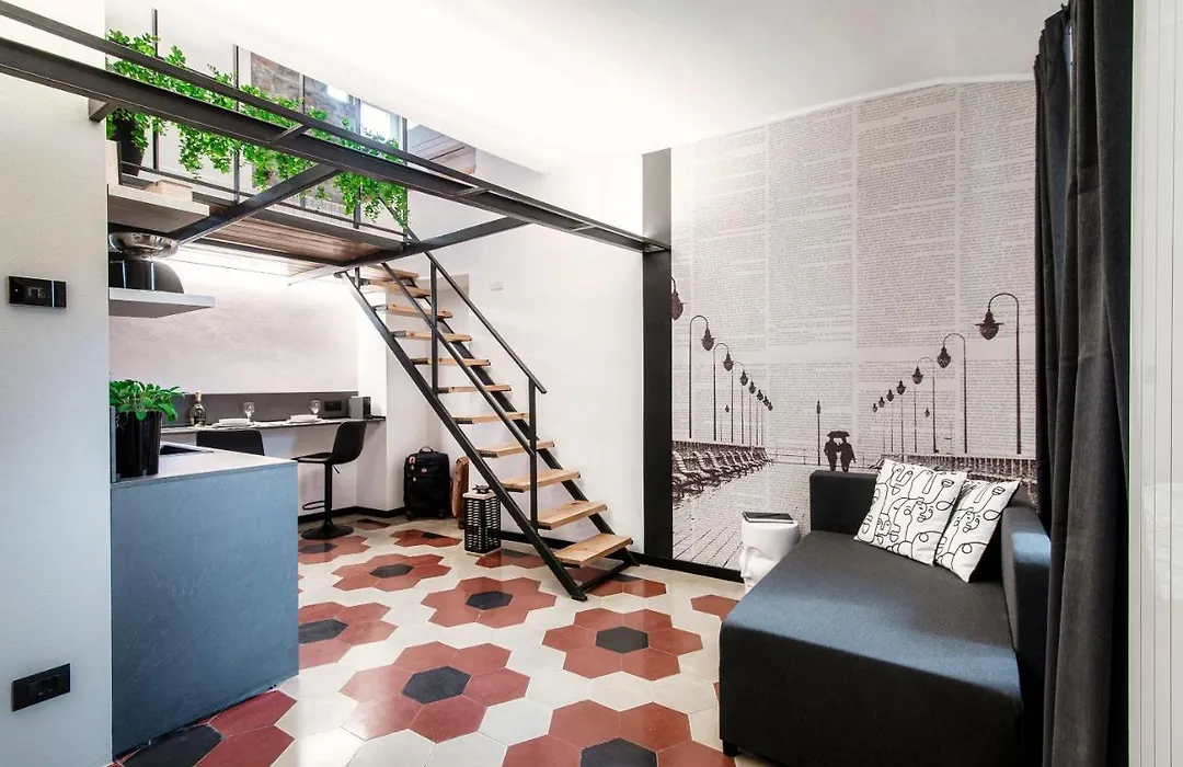 La Casa Dei Viaggiatori By "The House Of Travelers"-1