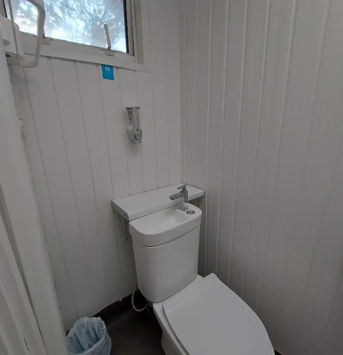 Spacious Garden Guest Suite With Private In-Suite-1