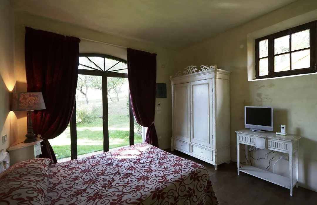 Urbino Resort - Tenuta Santi Giacomo e Filippo-1
