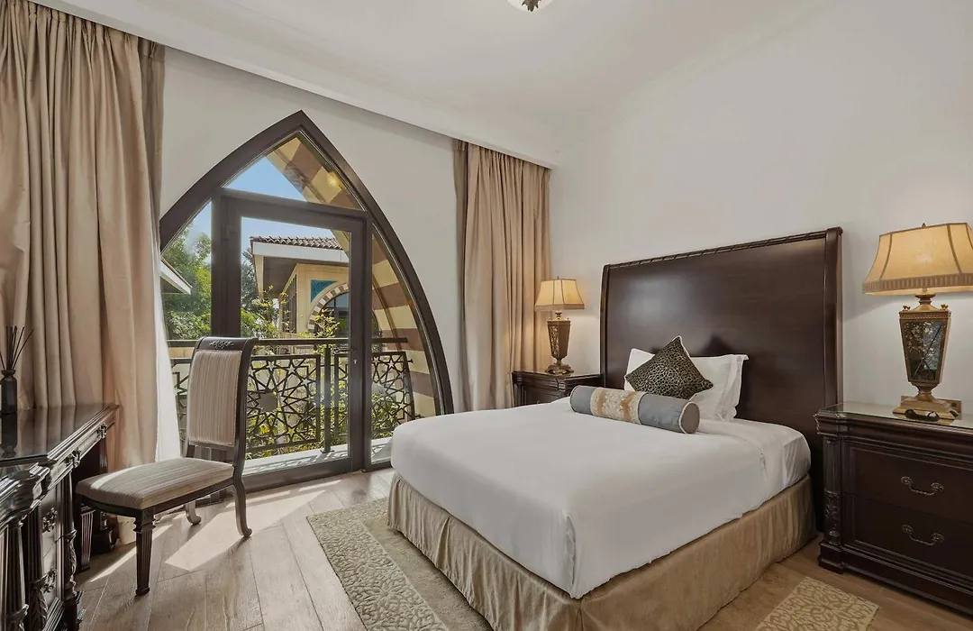 Zabeel Saray Royal Residences Lagoon Villa-1