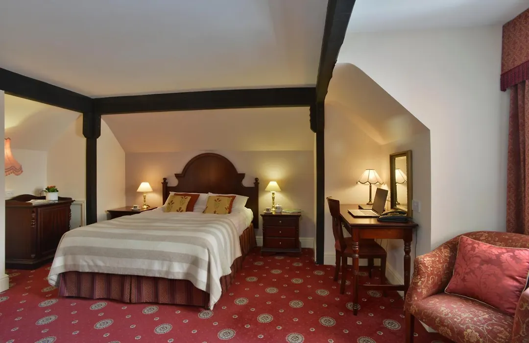 Taunton House Hotel-1
