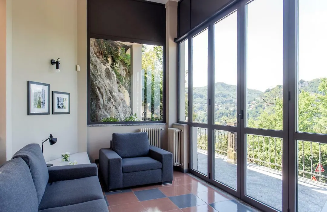 La Dolce Vita - The House Of Travelers-1