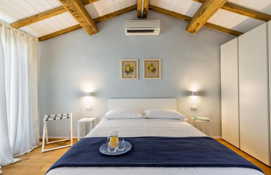 Tenuta Petra Bianca-1