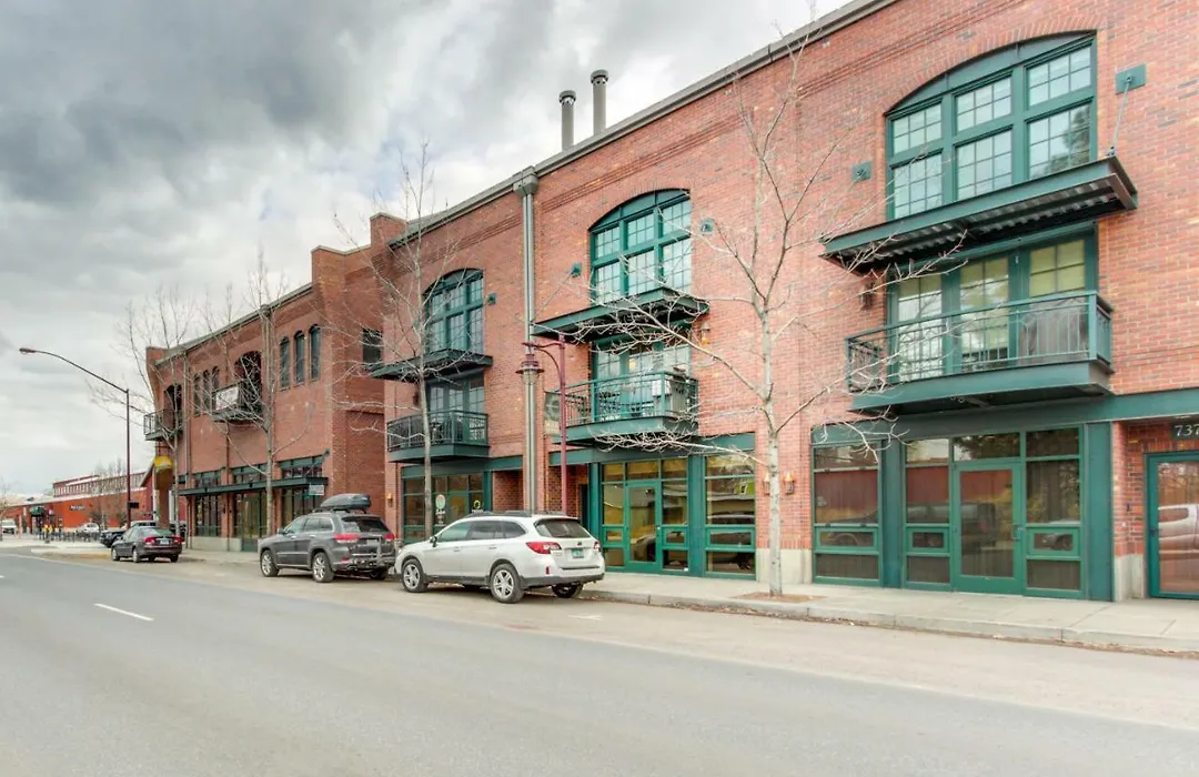 Amazing Luxury Downtown Old Mill Home-1