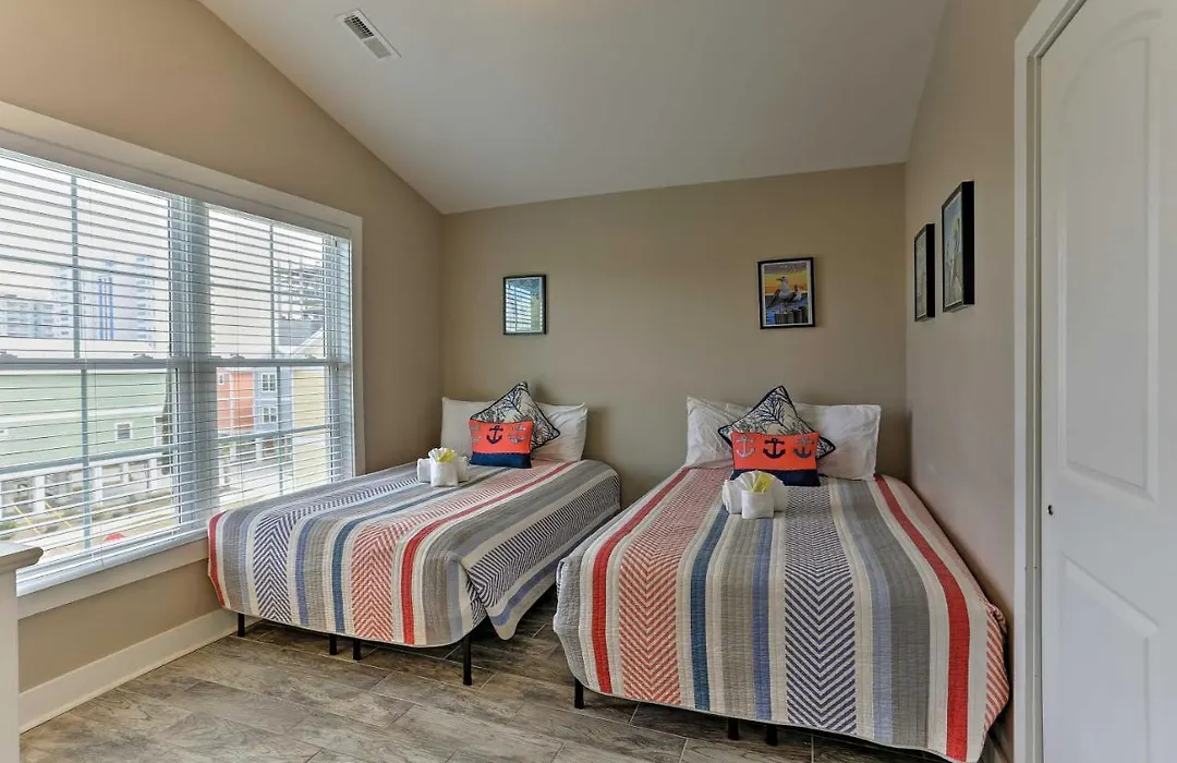 Myrtle Beach Home With Pool Access - Walk To Beach!-1
