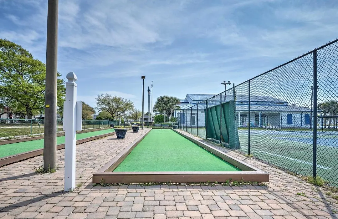 Surfside Beach Home W/ Resort Perks: Walk To Beach-1