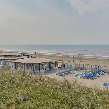 Chalet For 2 At The Beach-3
