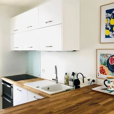 Maison BB Burgonce Bohème centre avec extérieur WIFI gratuit et NETFLIX-2