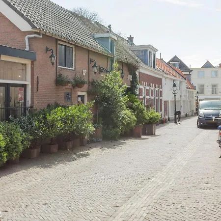 Picturesque Fisherman S House In Scheveningen Near The Shops-2