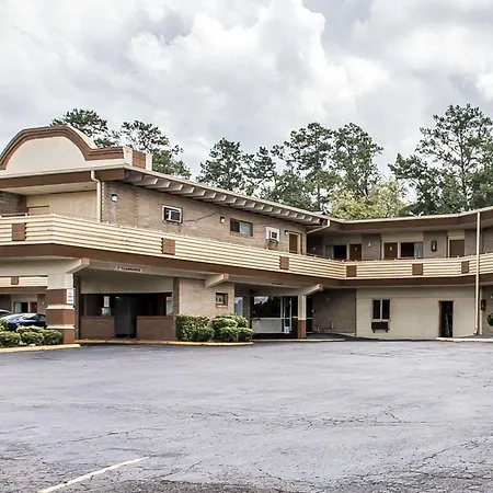 Econo Lodge-2