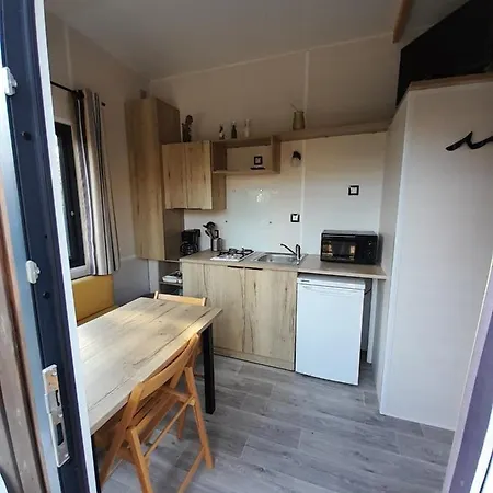 Maison Tiny House 2 chambres Soulac a 500m plage-2