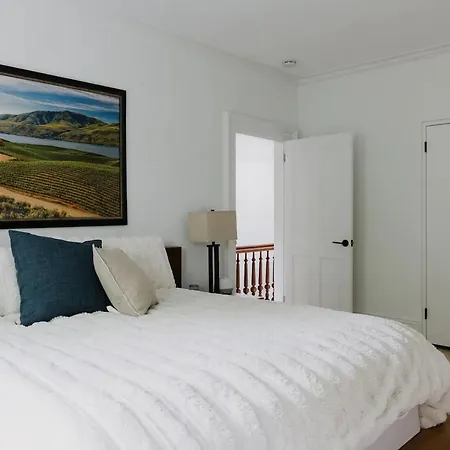 Boston Luxury Retreat-2