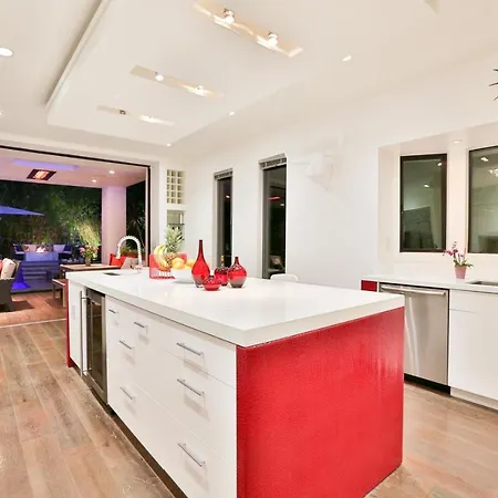 Hollywood Hills Sanctuary-2