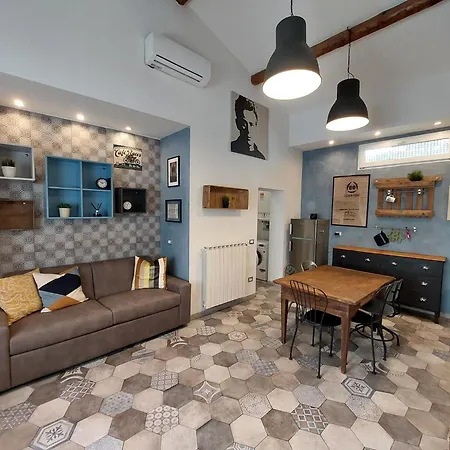 Veracini Apartment-2