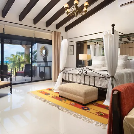Villa Albatros Oceanfront Luxury Hotelzone-3