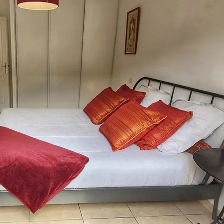 La Tranquillle - Villa With Garden In Montpellier!-2