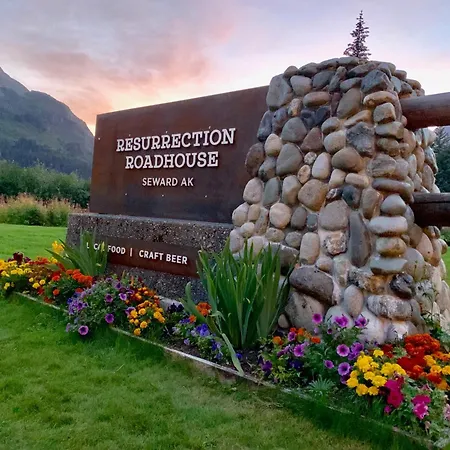 Seward Windsong Lodge-2