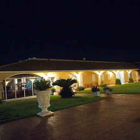 Agriturismo Al Parco Lecce-2