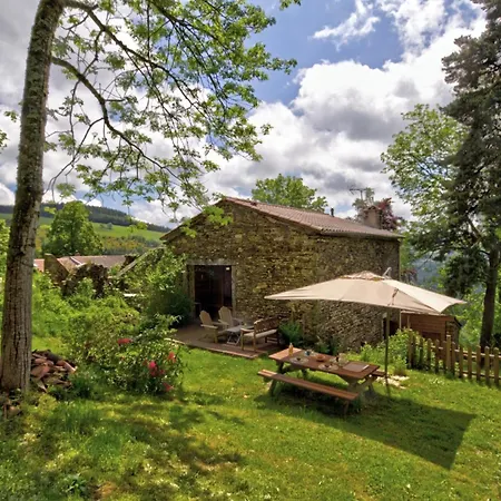 Gîte confortable avec vue imprenable près de Saint-Étienne - FR-1-496-38-2