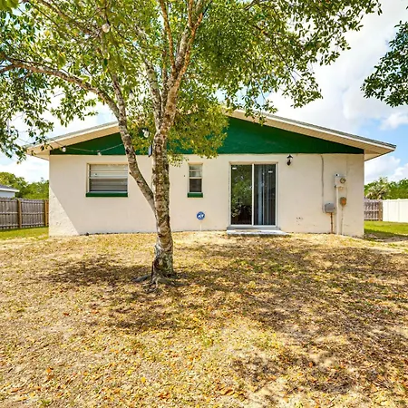 10 Mi To Dtwn Ocala: Dog-Friendly Home W/ Fire Pit-3