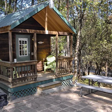 Lazy Z Resort-2