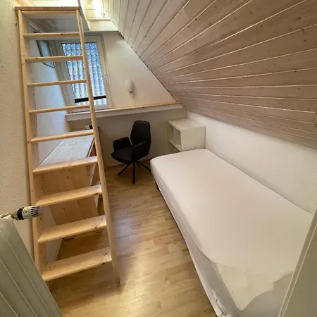 Hamburger Villenviertel, Ganzes Haus Mit 5 Einbettzimmern,1 Esszimmer-3