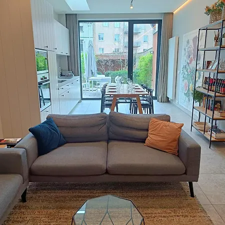 Blossom & Bloom - 3Br House With Garden Near Centre-2
