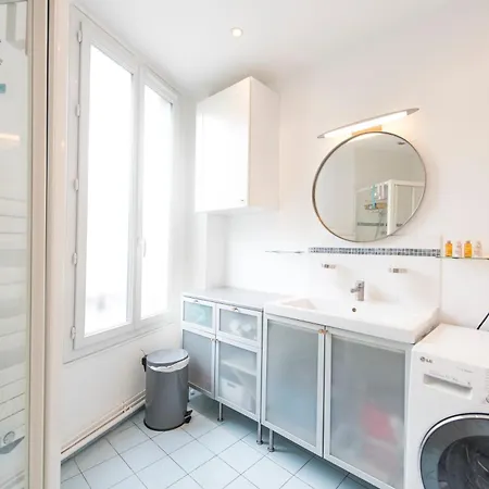 Veeve - Family Home In Issy-Les-Moulineaux-2