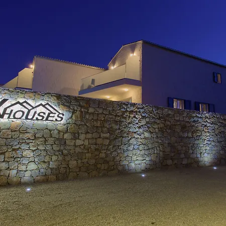 Pax Houses-2