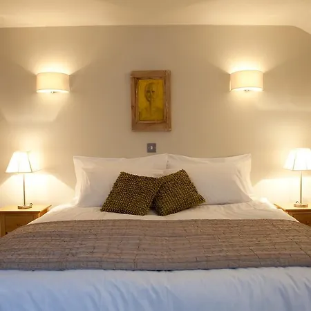 Hay Retreats-2