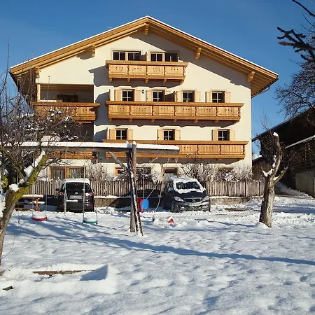 Singerhof-3