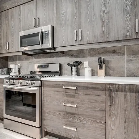 Three-Bedroom House With Walk-In Closet #29 Sunalta Downtown-3
