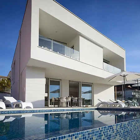 Villa Trogir-2