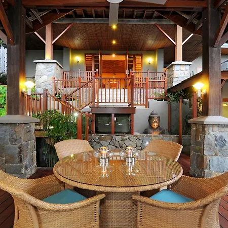 Villa Empat Puluh Dua-2