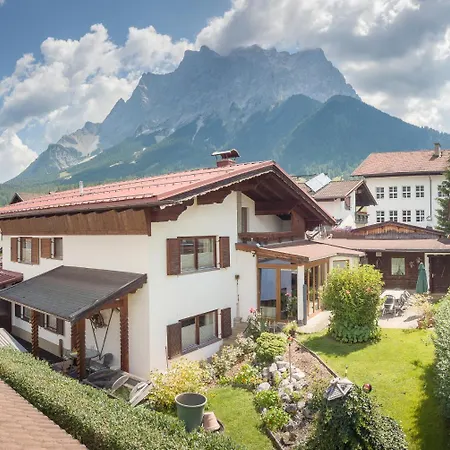 Chalet Holzerstubn-3