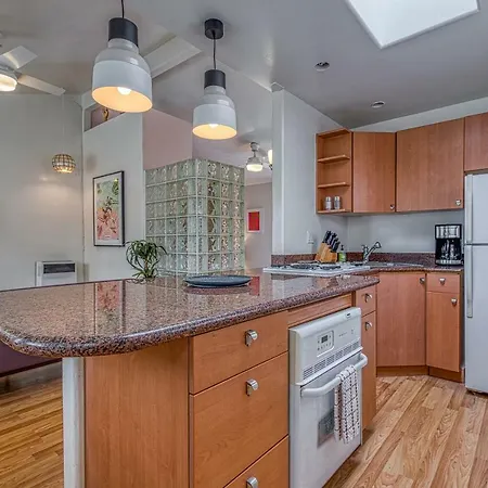 Cottage By Mission Bay-3