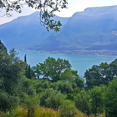 Villa Paradiso Pieve By Gardadomusmea-3