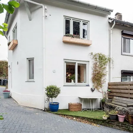 Lavender Cottage-2