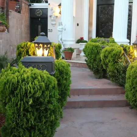Entire Second Flr - Santa Monica Luxury Roman Villa-2