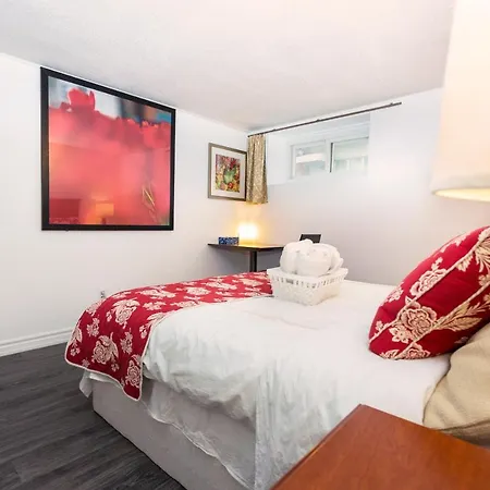 Cozy 3Br 2Bth Lower Unit, A Min To Hwy401, 404 & Dvp-2